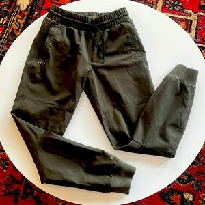 BYLT basic women’s elite+ joggers green excellent condition